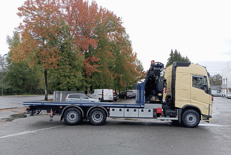 camion porteur aménagé par la carrosserie lahitte à Pau